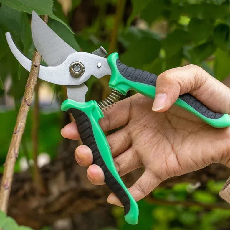 Tesoura de Poda Profissional com Cabo Anatômico Antiderrapante – Corte Preciso e Sem Esforço